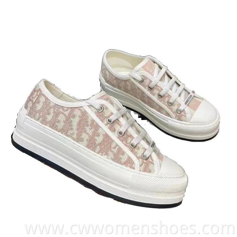 2024 Designer Fashion Trend Canvas Thick-Soled Embroidered Lace-up Top Quality Casual Walking Women Men Unisex Shoes